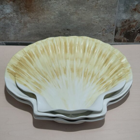Linens N Things Clam Shell Dinner Salad Plates Cream Yellow Set of 3 - Picture 1 of 10